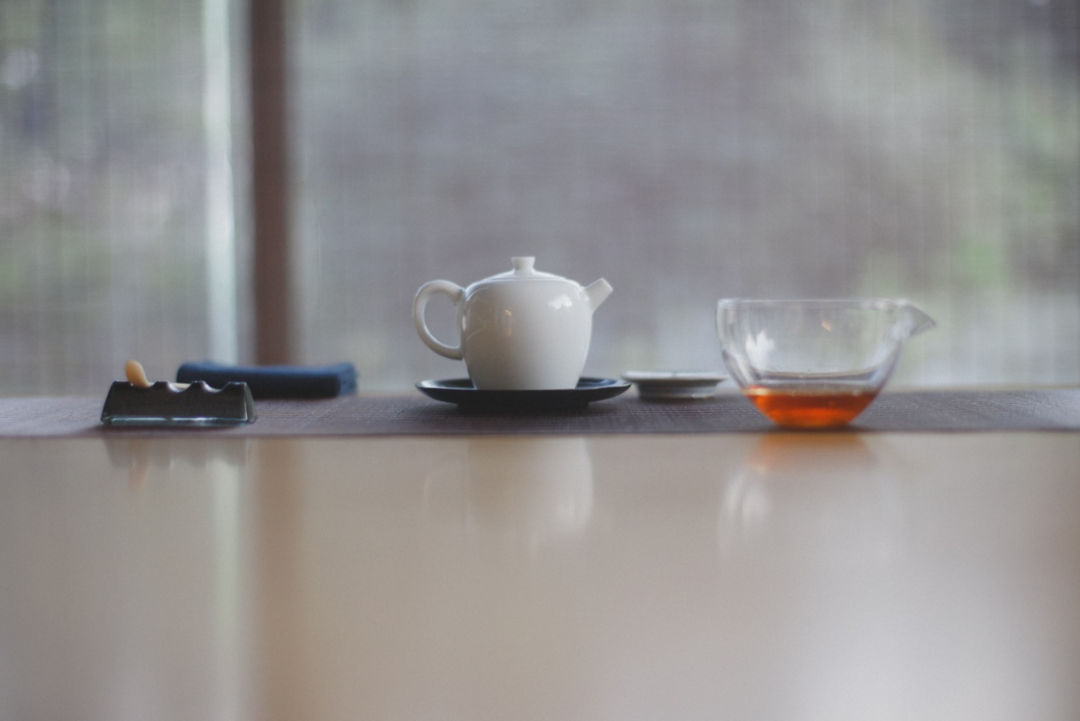 爱茶人茶台上必备的6款茶具，你都有吗？