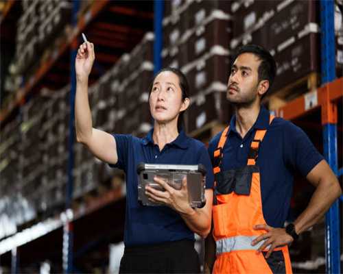 肺心病喘不上气？呼吸科专家：氨茶碱缓释片这样用，呼吸更顺畅