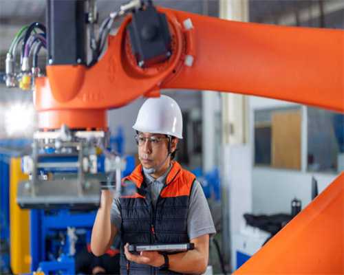 为什么在街上很少见男生喝奶茶？网友：一个嘬嘬嘬，一个吨吨吨