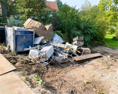 麦当劳奶茶喝出消毒水！女子呕吐，喉咙、肠胃等灼烧般疼痛