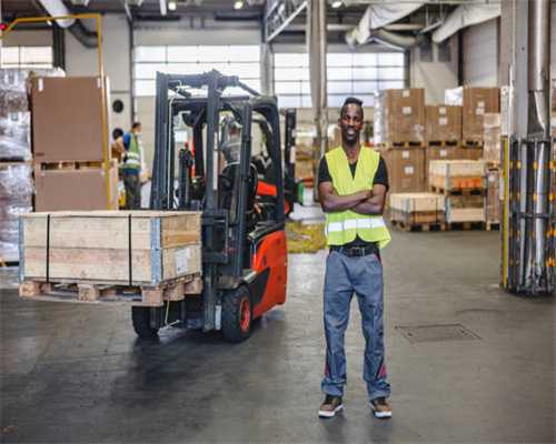 米兰达可儿联名设计餐具 约上美人喝下午茶